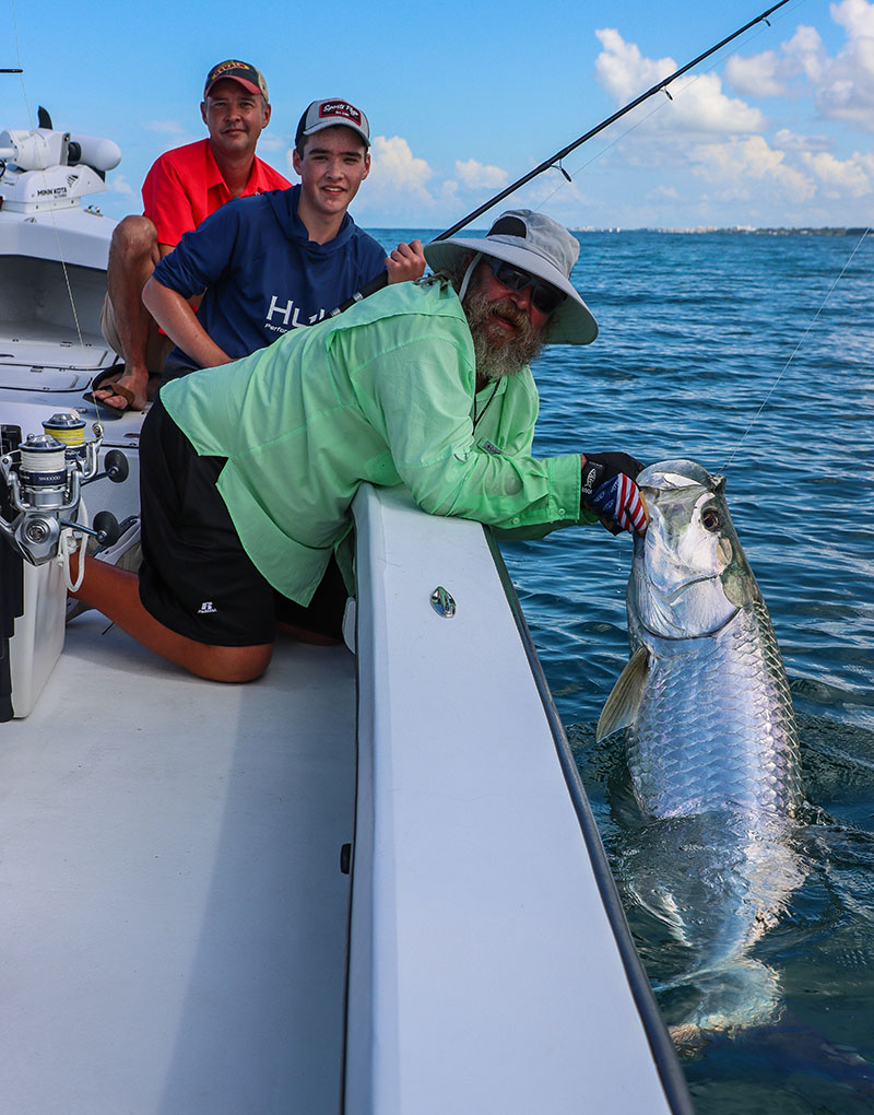 Tarpon fishing along the beaches near Boca Grande with Captain Mark Bennett