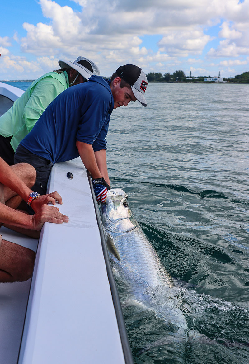 Tarpon fishing along the beaches near Boca Grande with Captain Mark Bennett